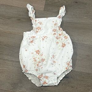 Carter’s Romper Onesie Floral 24 months 2T